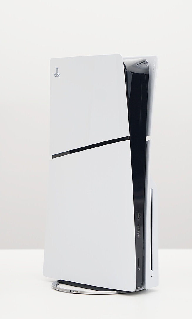 PS5 Digital Edition console and controller repair
